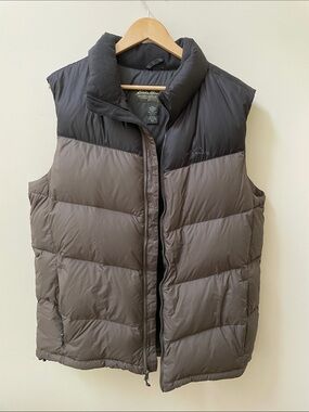 NWOT Eddie Bauer Men’s Down Insulated Puffer Vest